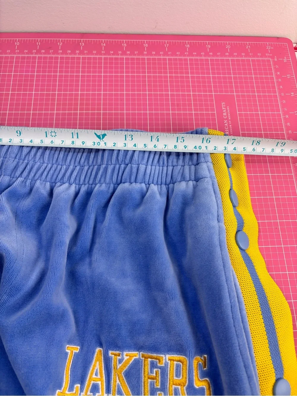 VTG G-III Mens XXL MPLS Lakers Velour Tear Away Pants Minneapolis Throwback Y2K